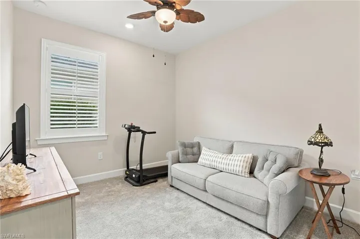 17306 Leaning Oak Trl, North Fort Myers, Florida 33917