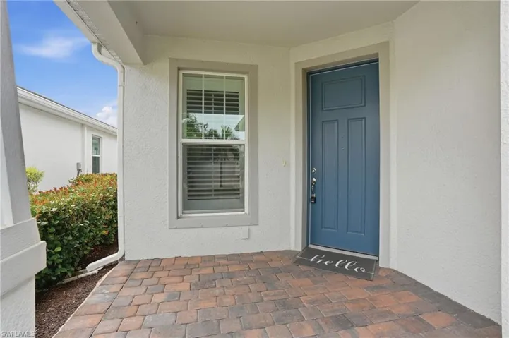 17306 Leaning Oak Trl, North Fort Myers, Florida 33917