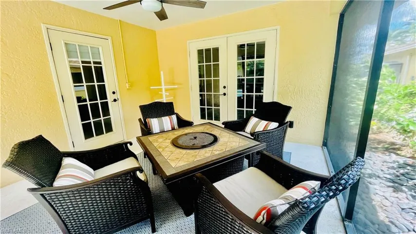 552  97th N AVE, Naples, FL 34108