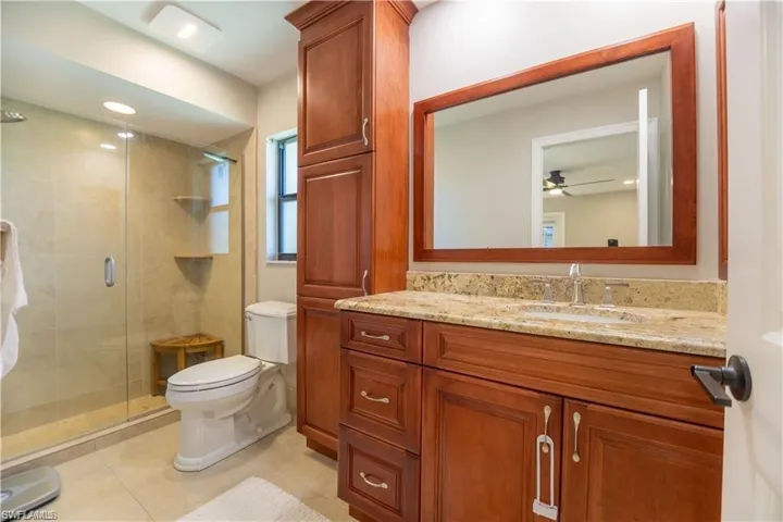 552  97th N AVE, Naples, FL 34108