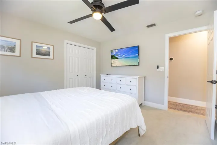 552  97th N AVE, Naples, FL 34108