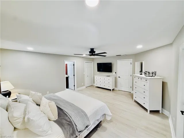 552  97th N AVE, Naples, FL 34108