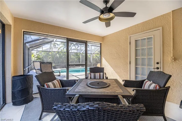 552  97th N AVE, Naples, FL 34108