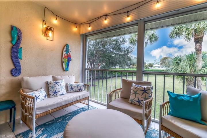 725 Landover CT # 201, NAPLES FL 34104