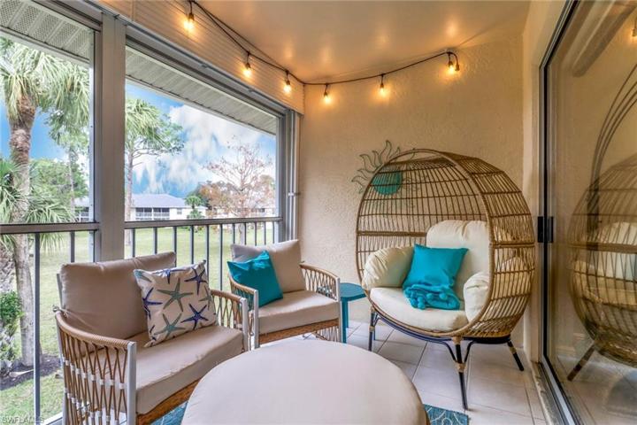 725 Landover CT # 201, NAPLES FL 34104