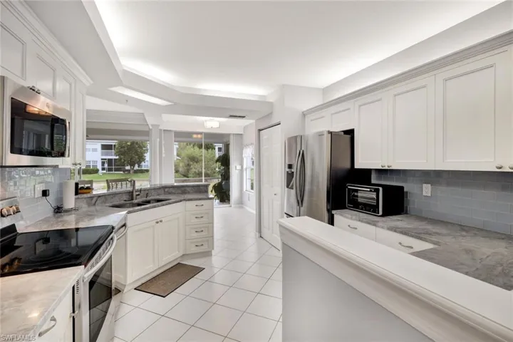 6895  Rain Lily  RD, Naples, FL 34109