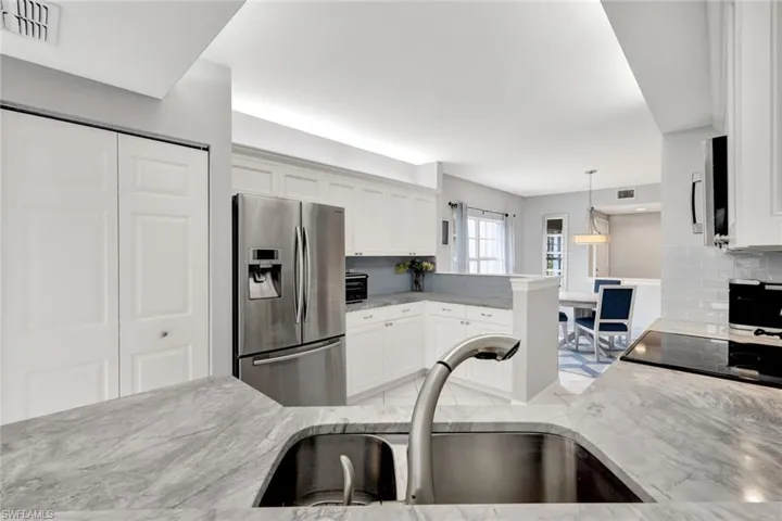 6895  Rain Lily  RD, Naples, FL 34109