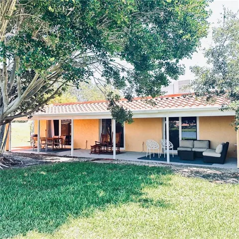 186  Harrison  RD, Naples, FL 34112