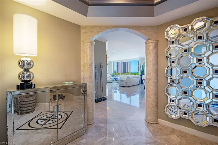 8990  Bay Colony  DR, Naples, FL 34108