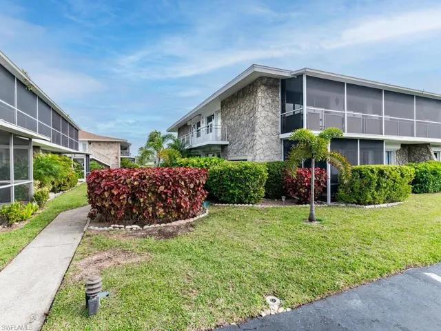 330 Kon Tiki Dr # B3, Naples Fl 34113