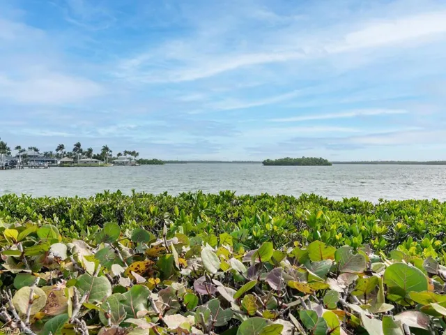 330 Kon Tiki Dr # B3, Naples Fl 34113