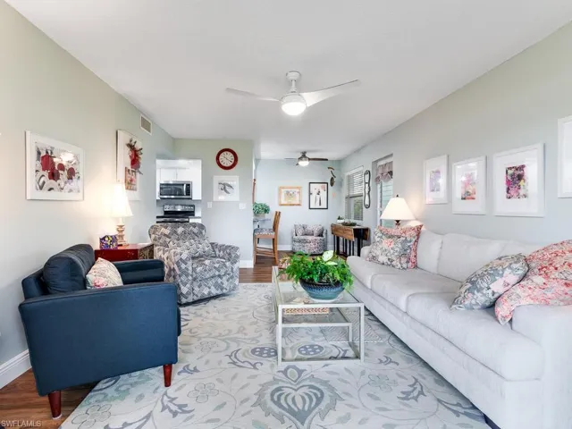 330 Kon Tiki Dr # B3, Naples Fl 34113