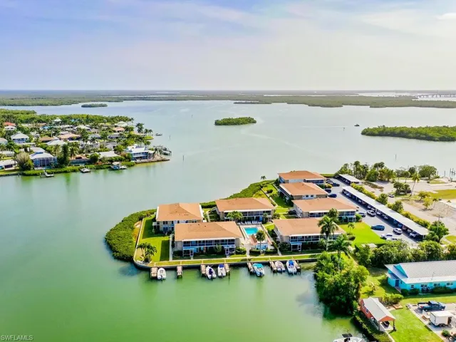 330 Kon Tiki Dr # B3, Naples Fl 34113