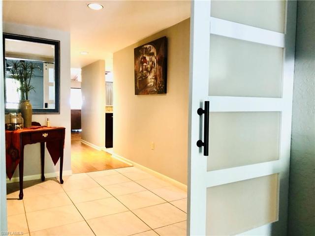 FRONT TO FOYER