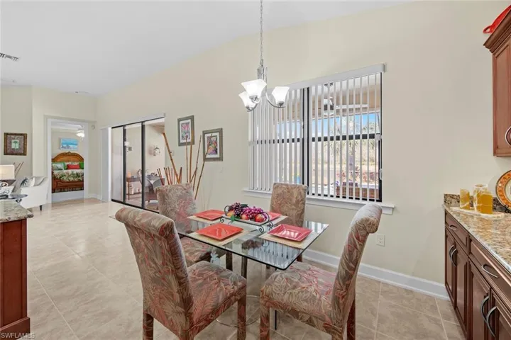 Eat in kitchen area