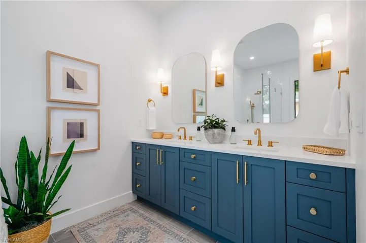 Primary suite vanity quartz counters