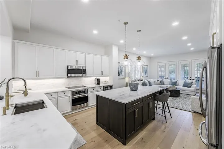 2630  Bolero  DR, Naples, FL 34109