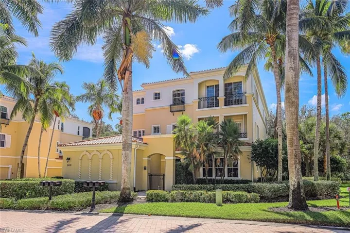 2630  Bolero  DR, Naples, FL 34109