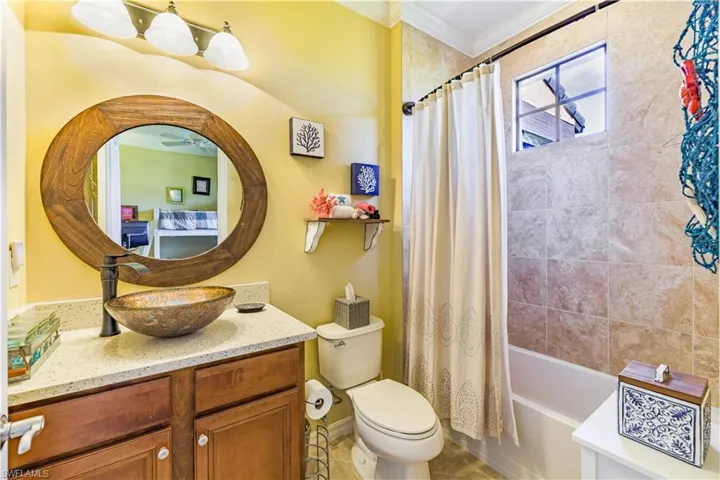 9041 Alturas St 3803, Naples, Florida 34113