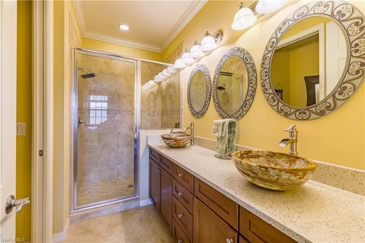 9041 Alturas St 3803, Naples, Florida 34113