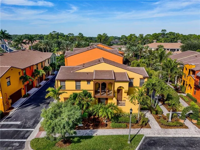 9041 Alturas St 3803, Naples, Florida 34113