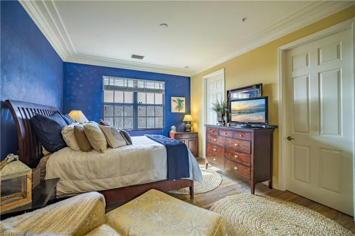 9041 Alturas St 3803, Naples, Florida 34113