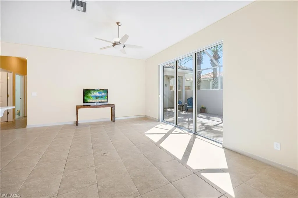 3991 Recreation LN, Naples, FL 34116,225006480