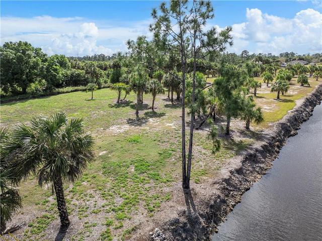 16th SE AVE, Naples, FL 34117