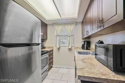 2905  Nelson  ST, Fort Myers, FL 33901