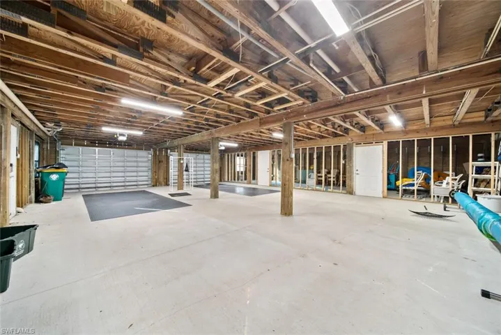 Large Garage Space