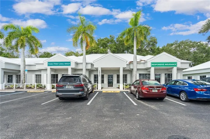 2950  Immokalee  RD, Naples, FL 34110