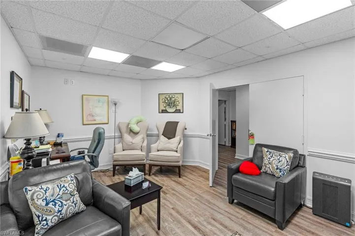 2950  Immokalee  RD, Naples, FL 34110