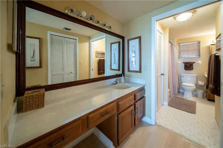 807 River Point Dr 304d, Naples, Florida 34102