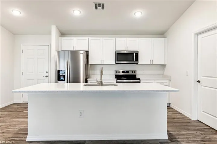 1140 NW 1st  PL, Cape Coral, FL 33993