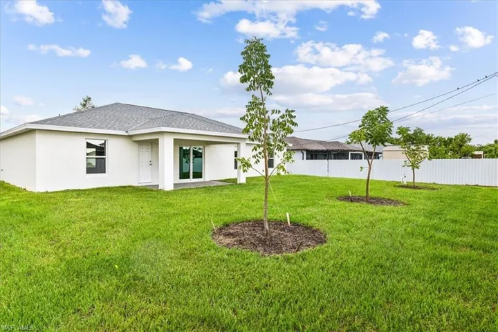 1140 NW 1st  PL, Cape Coral, FL 33993