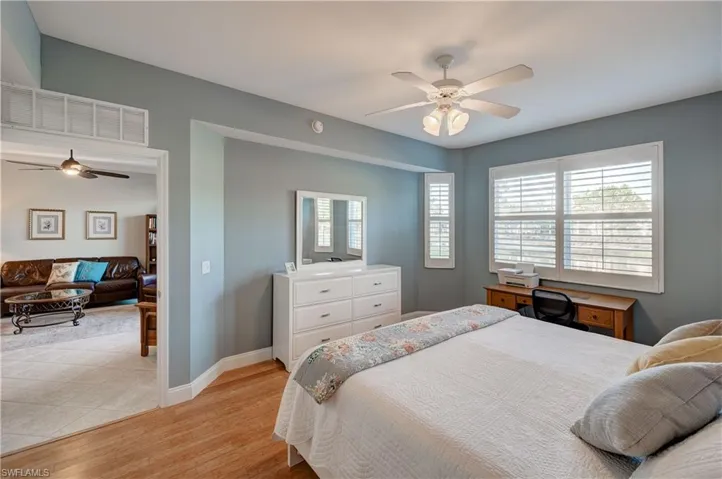 3989  Bishopwood E CT, Naples, FL 34114
