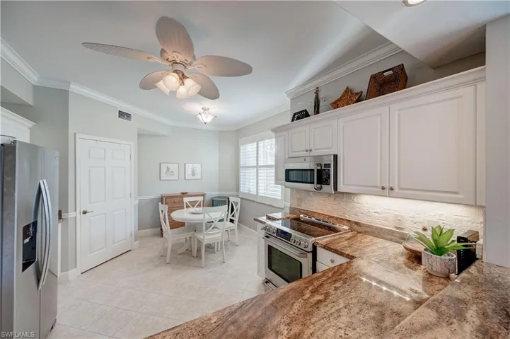 3989  Bishopwood E CT, Naples, FL 34114