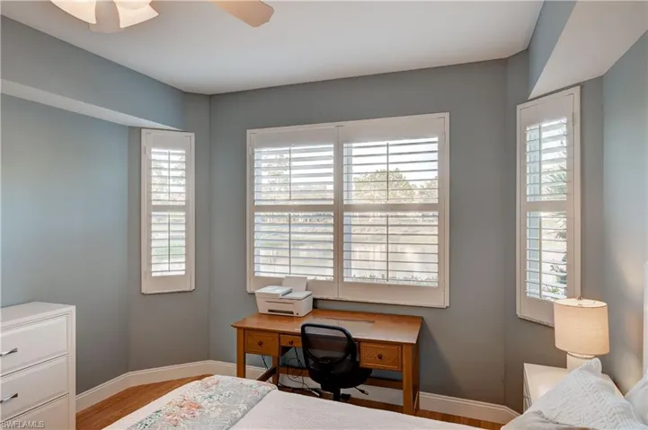 3989  Bishopwood E CT, Naples, FL 34114