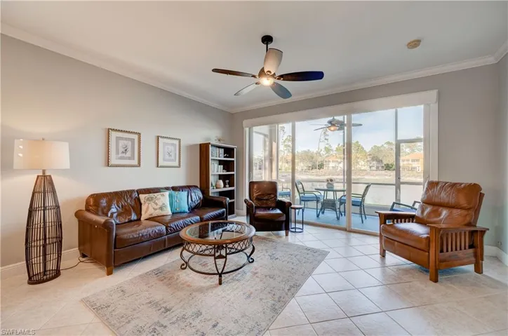 3989  Bishopwood E CT, Naples, FL 34114