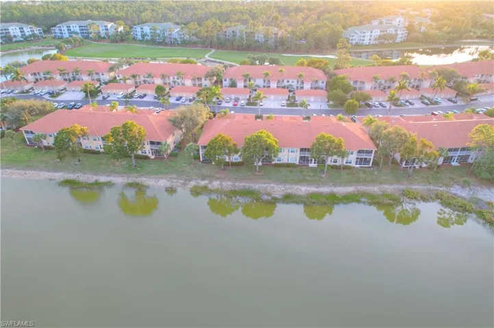 3989  Bishopwood E CT, Naples, FL 34114