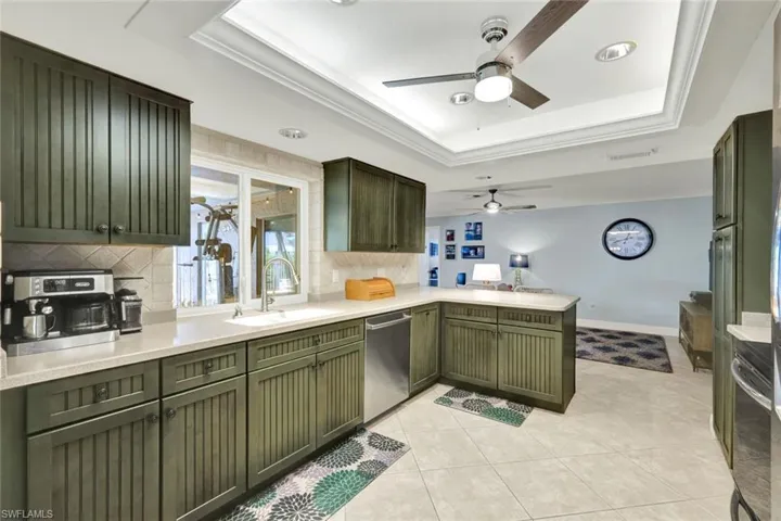 703 Se 33rd Ter, Cape Coral, Florida 33904