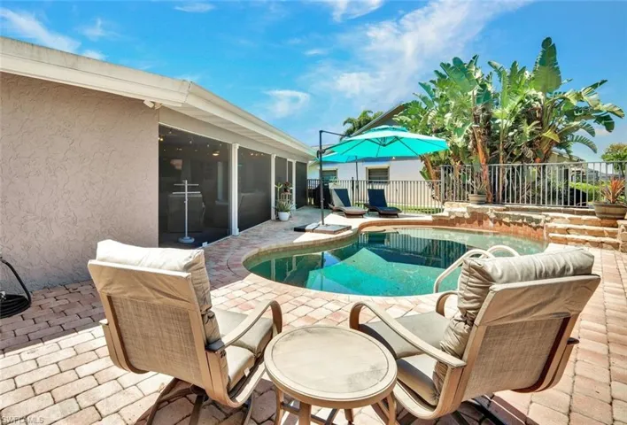 703 Se 33rd Ter, Cape Coral, Florida 33904