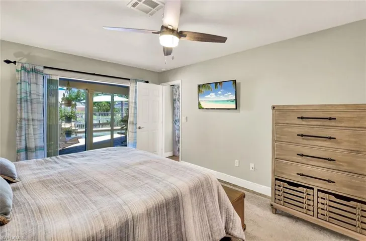 703 Se 33rd Ter, Cape Coral, Florida 33904