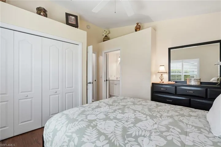 6513 Castlelawn Pl, Naples, Florida 34113