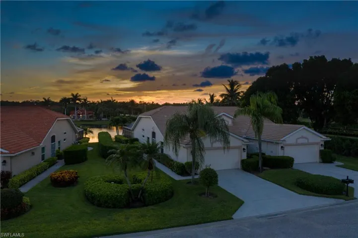 6513 Castlelawn Pl, Naples, Florida 34113