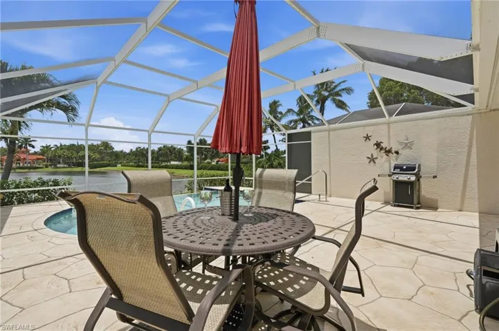 6513 Castlelawn Pl, Naples, Florida 34113