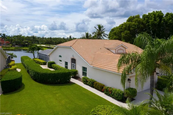 6513 Castlelawn Pl, Naples, Florida 34113
