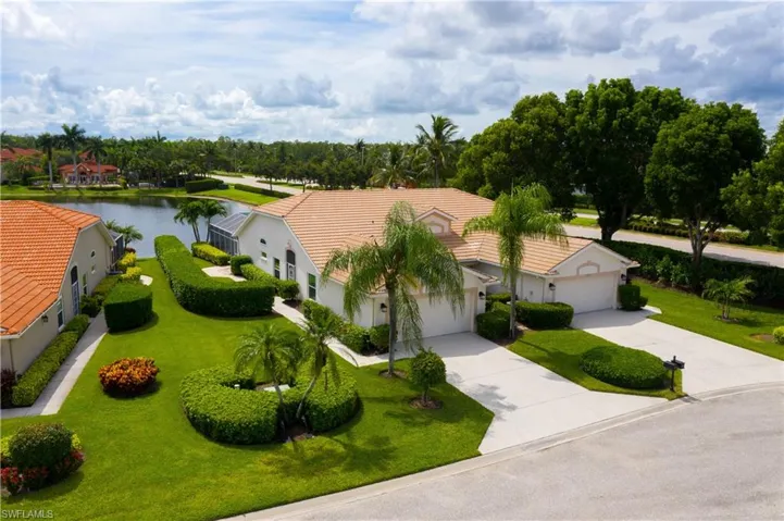 6513 Castlelawn Pl, Naples, Florida 34113