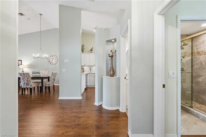 6513 Castlelawn Pl, Naples, Florida 34113