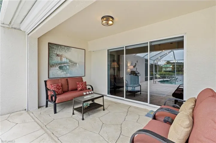 6513 Castlelawn Pl, Naples, Florida 34113